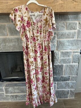 Passport Floral Cream Maxi Dress with Pink Roses